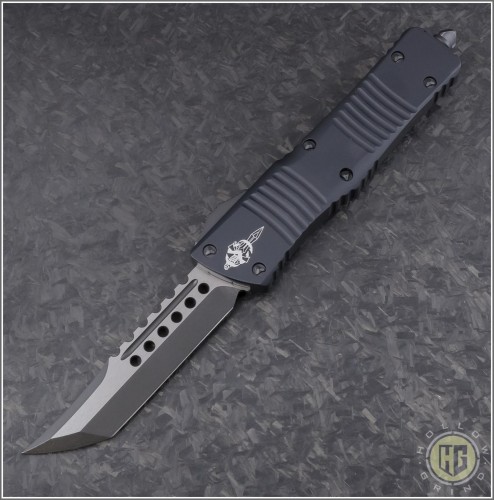 (#219-1DLC) Microtech Combat Troodon Hellhound Tanto DLC - Front