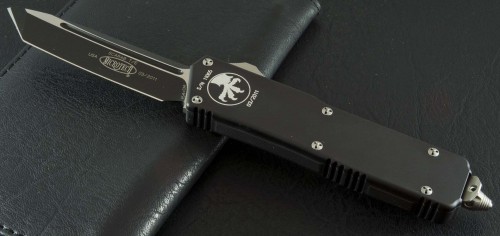 (#108-1) Microtech Scarab Exec Tanto Black Plain - Front