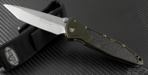Microtech Knives Green Socom Elite T/E Folder Knife (4in Satin Plain S35-VN) 162-4GRC - Front