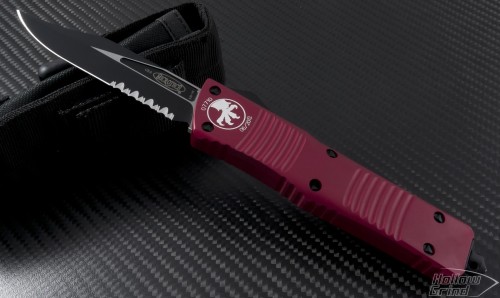 (#143-2RD-Bowie) Microtech Red Combat Troodon Bowie Black Serrated - Front