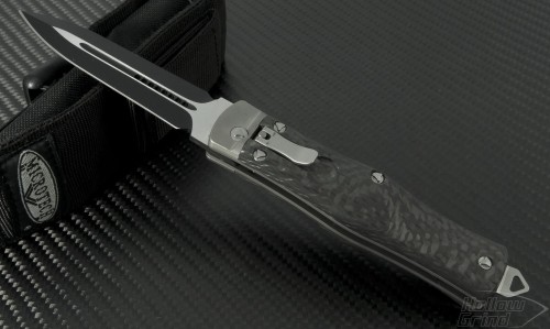 (#136-1CF) Microtech OSS Cobra Carbon Fiber Black - Front