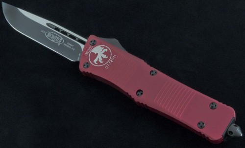 Microtech Knives Red Combat Troodon S/E Automatic OTF D/A Knife (3.75in Black Plain S35-VN) 143-1RD - Front