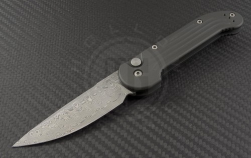 Microtech Knives LUDT S/E Automatic Folder S/A Knife (3.4in Damascus Plain ) HG-0002 - Front