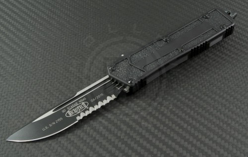 Microtech Knives Navy Scarab S/E Automatic OTF D/A Knife (3.44in Black Part Serr ELMAX) 182-2T - Front
