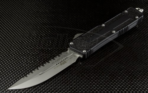 Microtech Knives Scarab D/E Automatic OTF D/A Knife (3.44in Bead Blasted Serr ELMAX) 180-9 - Front