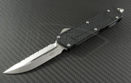 Microtech Knives Scarab D/E Automatic OTF D/A Knife (3.44in Stonewashed Serr ELMAX) 180-12 - Front