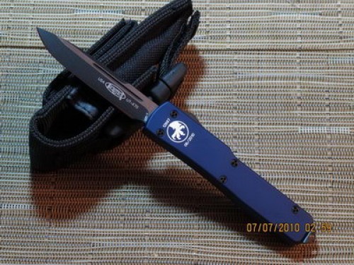 UTX-70 - Single Edge - Black Blade - Plain - Blue Handle - Front