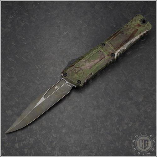(#1146-1OBDS) Microtech Outbreak Combat Troodon Gen III Bowie Apocalyptic PLain - Front