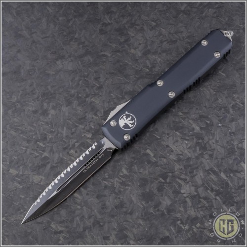 (#122-3) Microtech Ultratech D/E Black Fully Serrated - Front