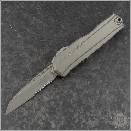 (#1241-11APNC) Microtech Natural Clear Cypher II Wharnecliffe Apocalyptic Part Serrated - Front