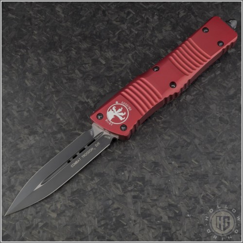 (#142-1RD) Microtech Red Combat Troodon D/E Black Plain - Front