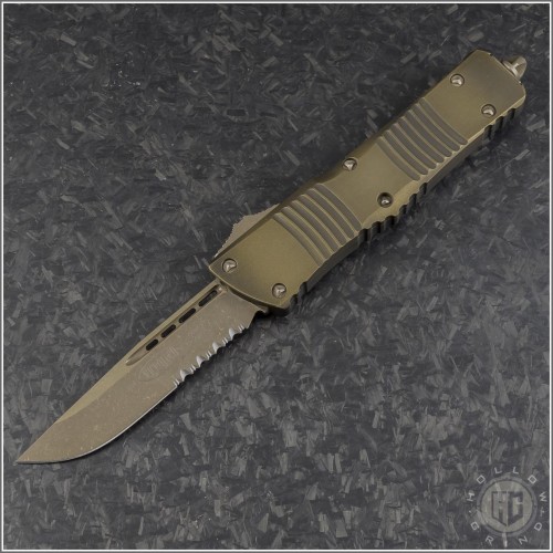 (#143-14APABS) Microtech Antique Bronze Combat Troodon s/E Bronze Apocalyptic Part Serrated - Front