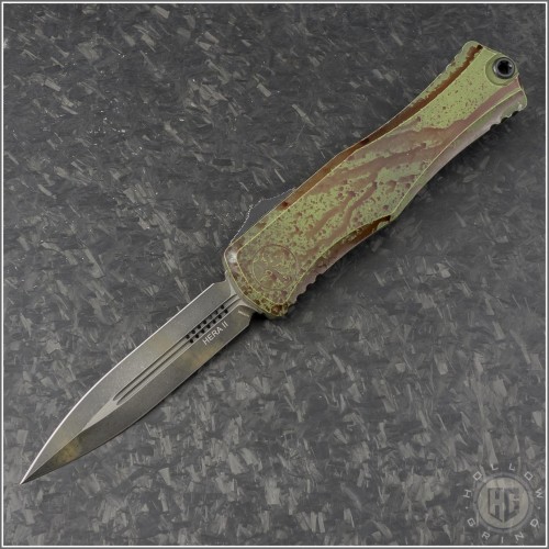 (#1702-1OBDS) Microtech Knives Outbreak Hera II Apocalyptic D/E Plain - Front