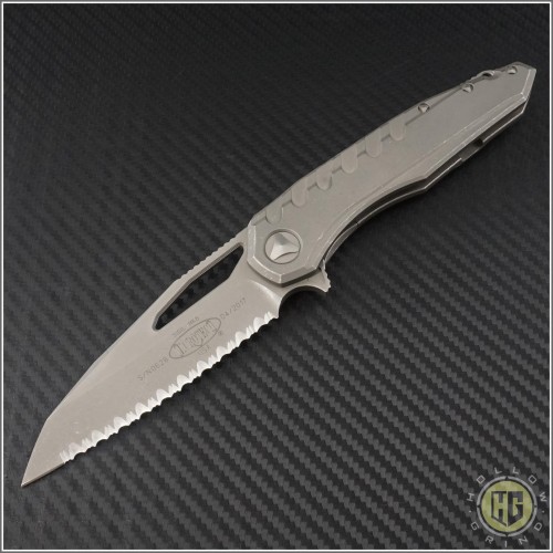 (#196-12APCF) Microtech Sigil Apocalyptic w/ Carbon Fiber Fully Serrated - Front