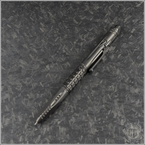 (#403-Ti-DLCTRI) Microtech Kyroh Titanium Pen DLC - Front