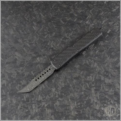 (#419-16CFS) Microtech UTX-70 Hellhound Tanto Signature Series Damascus - Front