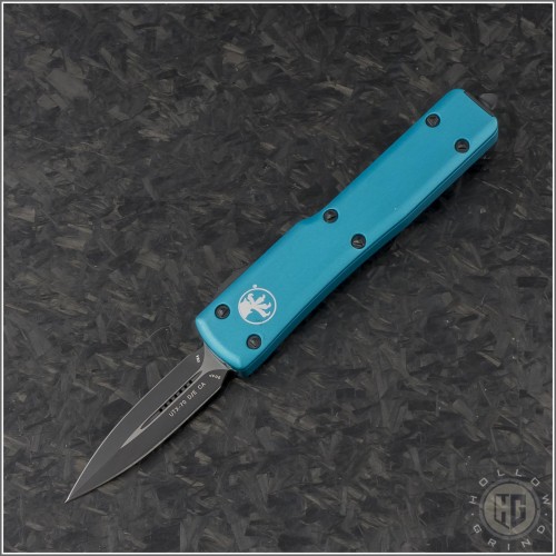 (#CA147-1TQ) Microtech Blue CA Legal UTX-70 D/E Stonewash Plain - Front