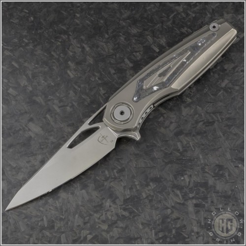 (#Cultro-Sirius-W) Cultrotech Knives Sirius White Carbon Fiber - Front