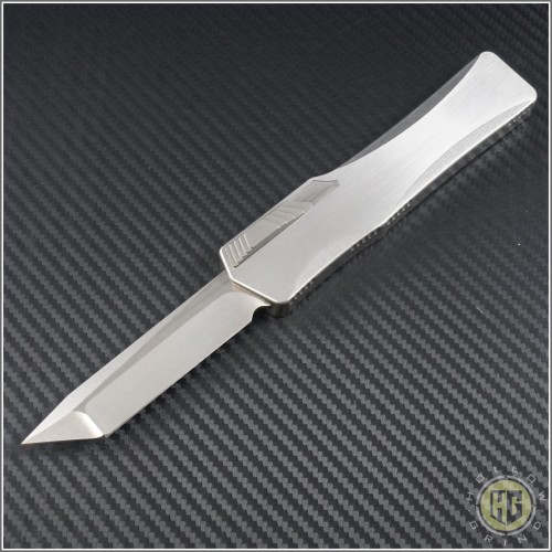 (#HER-ClericP) Heretic Knives Cleric OTF Prototype - Front