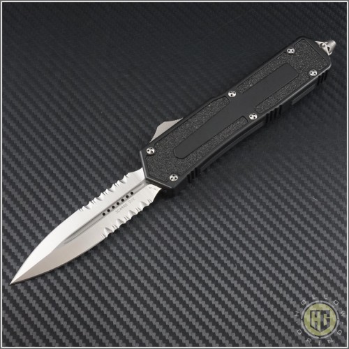 (#HG-0042) Microtech Scarab D/E Satin Partially Serrated - Front