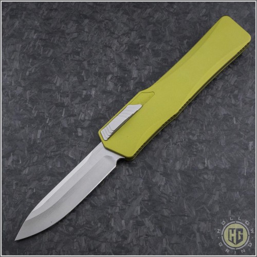 (#HTK-H014-2A-TA) Heretic Knives Cleric OTF Clip Point Stonewash w/ Tan Handle - Front