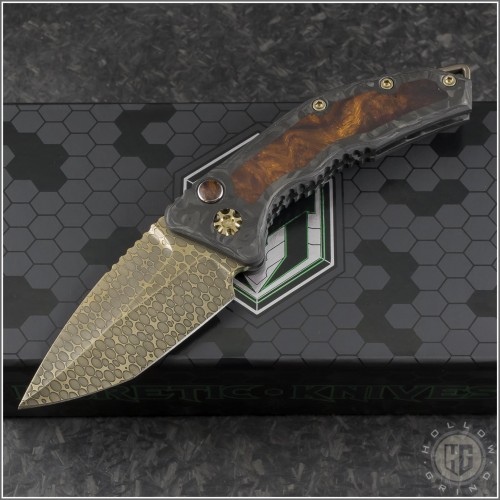 (#HTK-MEDC-002) Heretic Knives Custom Carbon Fiber Medusa w/ Rosewood Inlay Bronzed Damascus Tanto - Front
