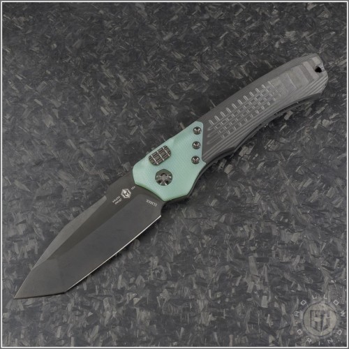 (#HTK-Wraith-Emrld) Heretic Knives Manual Wraith Carbon Fiber Handle with Chemtina Brass Bolster - Front