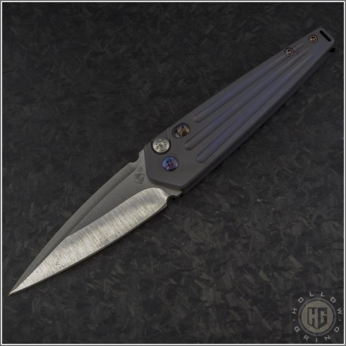 (#MKT-NOSA-002) Medford Knife & Tool Nosferatu Auto - Violet Ano - Satin Blade - Front