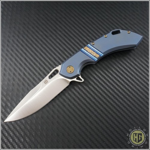 (#OLA-Way-02) Olamic Wayfarer 247 Satin Plain w/ carved back bar and Blue/Gold theme - Front