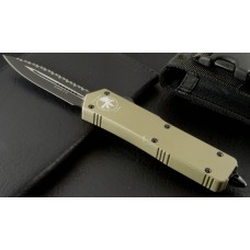 Microtech Scarab Executive D/E Tan Handle (Full Top Serration)