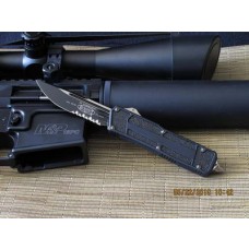 Microtech Navy Seals Scarab - Black Handle - Serrated