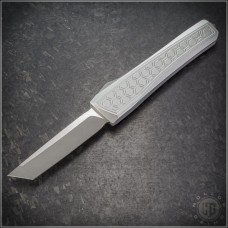 Core Edge Natural Clear 0331 Echo T/E Automatic OTF D/A Knife (3.25in Bead Blasted Plain Magnacut) CE-0331-001