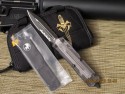 Microtech Scarab - Clear Top - D/E - Serrated - Front